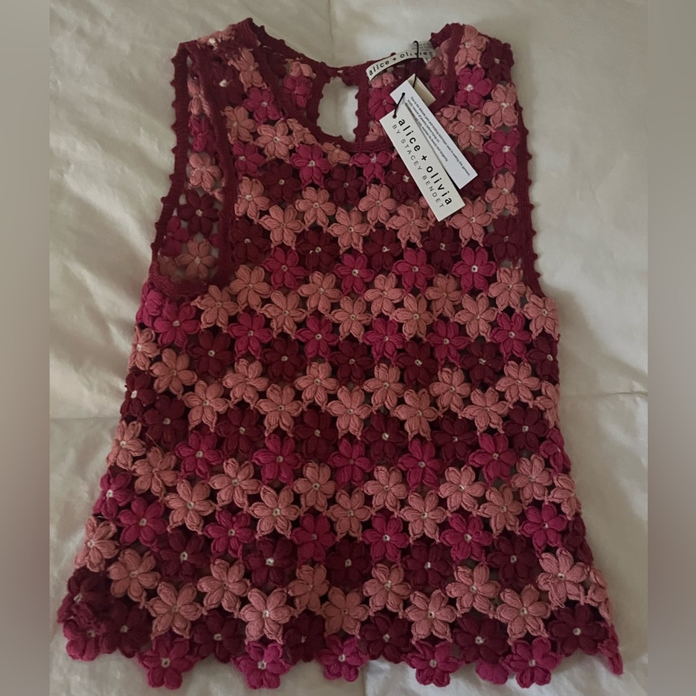 new with tags alice + olivia sleeveless sweater